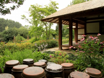 가든하우스-다정큼나무집