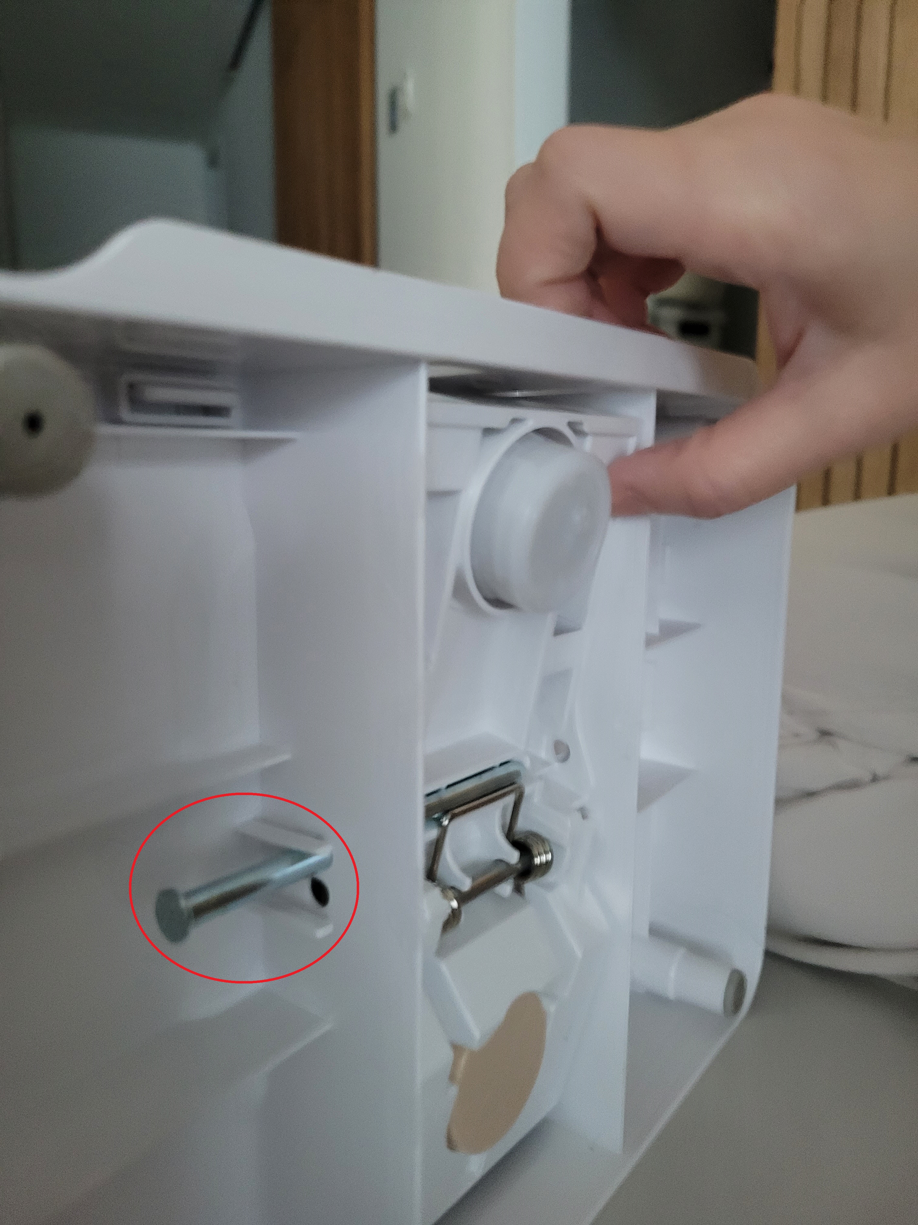 매직캔-페달-고정핀-체결