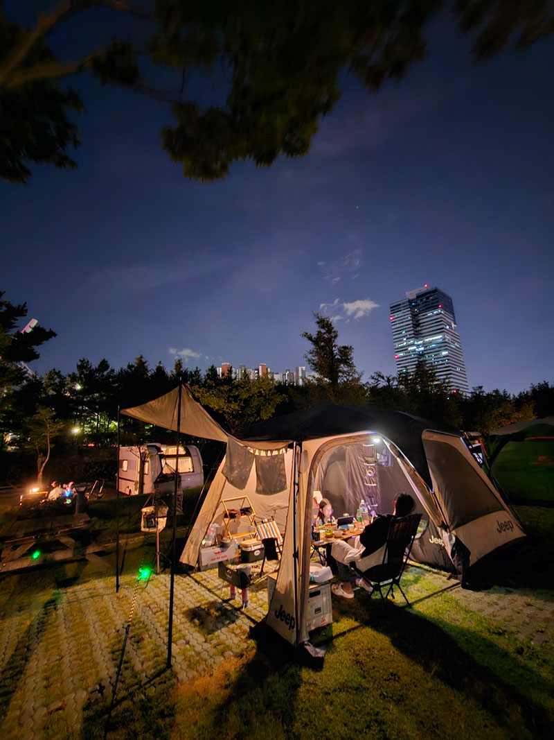 광교호수공원 캠핑장 야경1