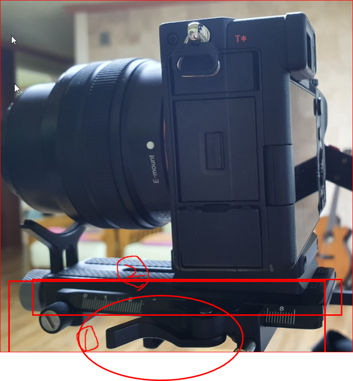 퀵 릴리즈 플레이트 앞뒤 수평 조정