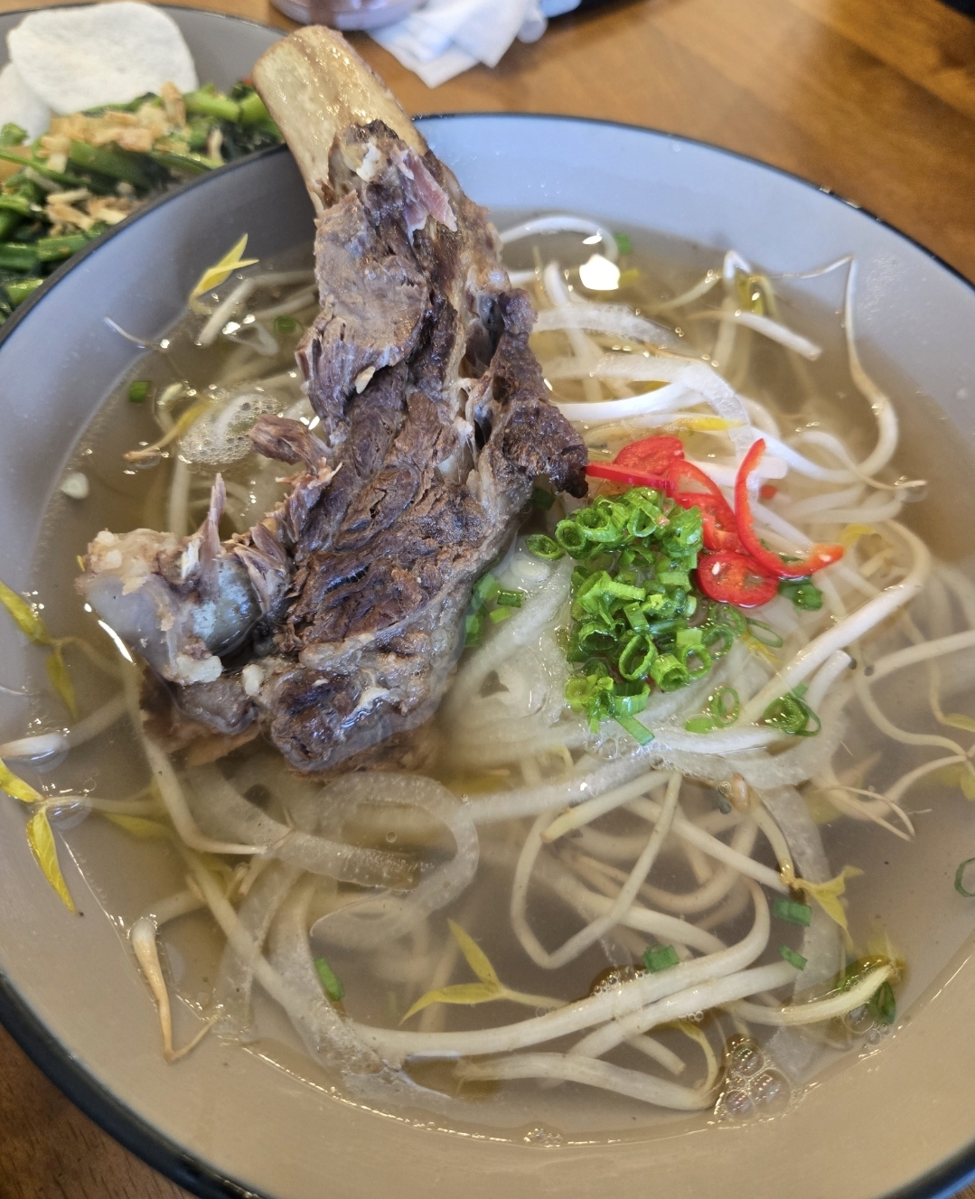 바이윤쌀국수