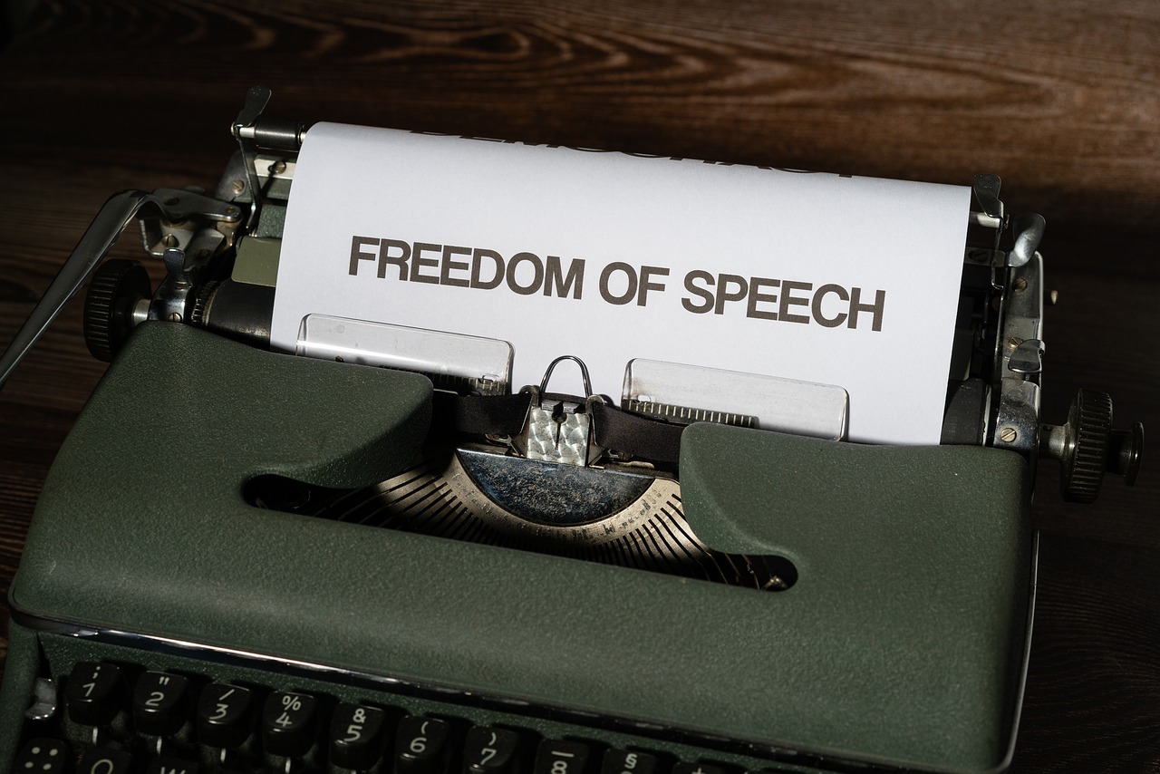 freedom of speech 문구