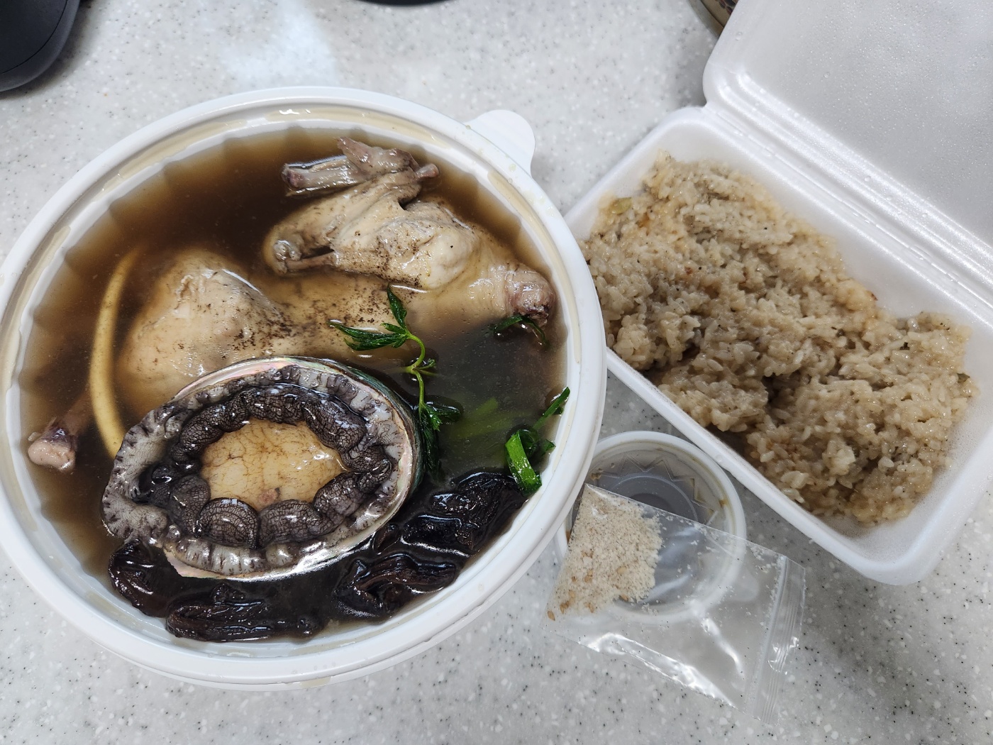 참조은능이버섯백숙