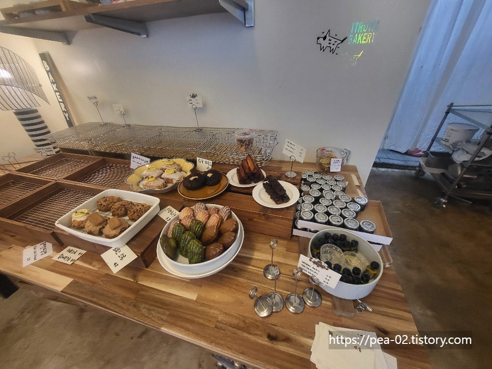 거제 뜨루와 오전베이커리 종류 