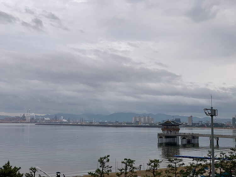 테라스에서 보는 영일대