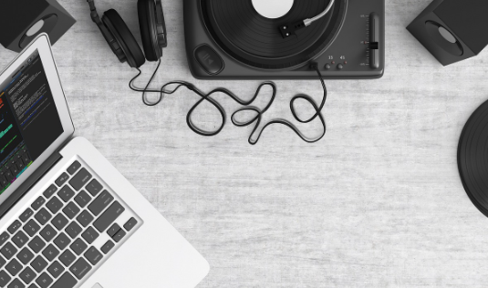 손으로 쓰는 하루 계획: 디지털 없이 맞이한 하루