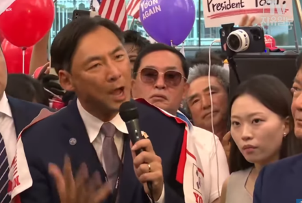 모스탄 대사 프로필, 한국 정치 논란의 중심