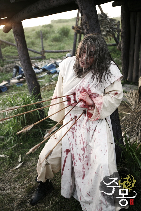 주몽 속 해모수 역. 허준호