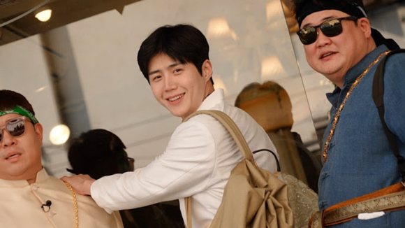 김선호가 &#39;먹고 보는 형제들2&#39; 기대감을 전했다. [사진=E채널·SBS Plus]