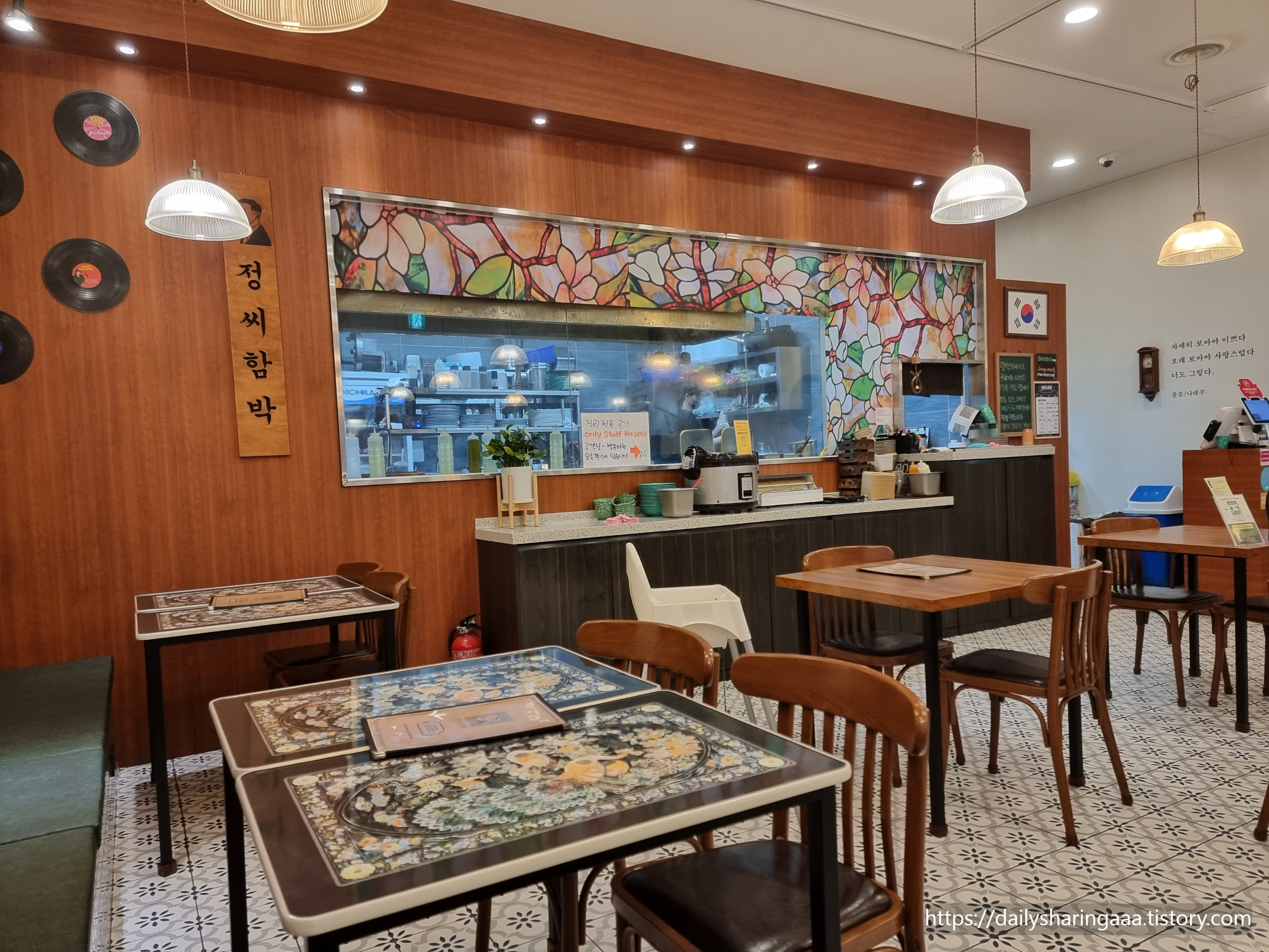 인천_도화동_정씨함박_내부