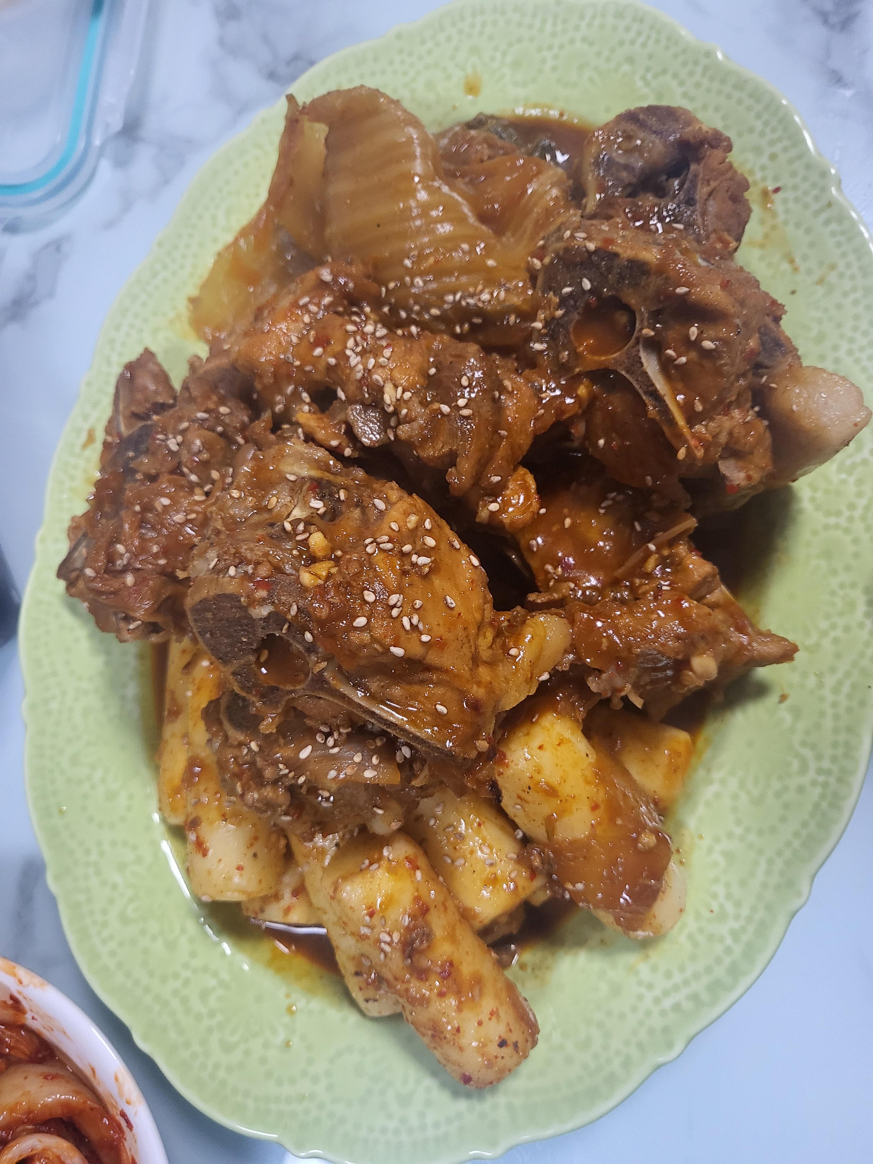 묵은지 뼈찜만들기