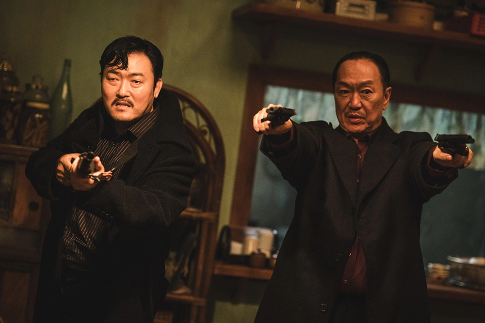 더 킬러스 모두가 그를 기다린다