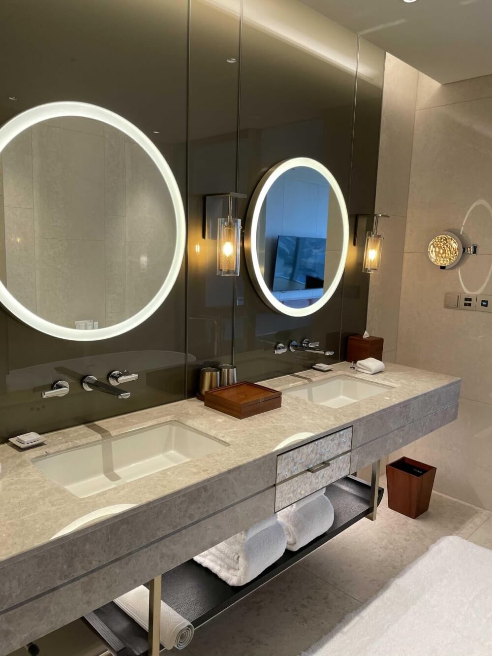 그랜드-하얏트-제주-객실(룸)-세면대