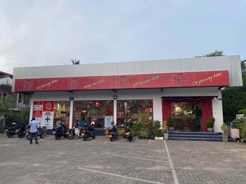 스리랑카 시골마을에서 장보기