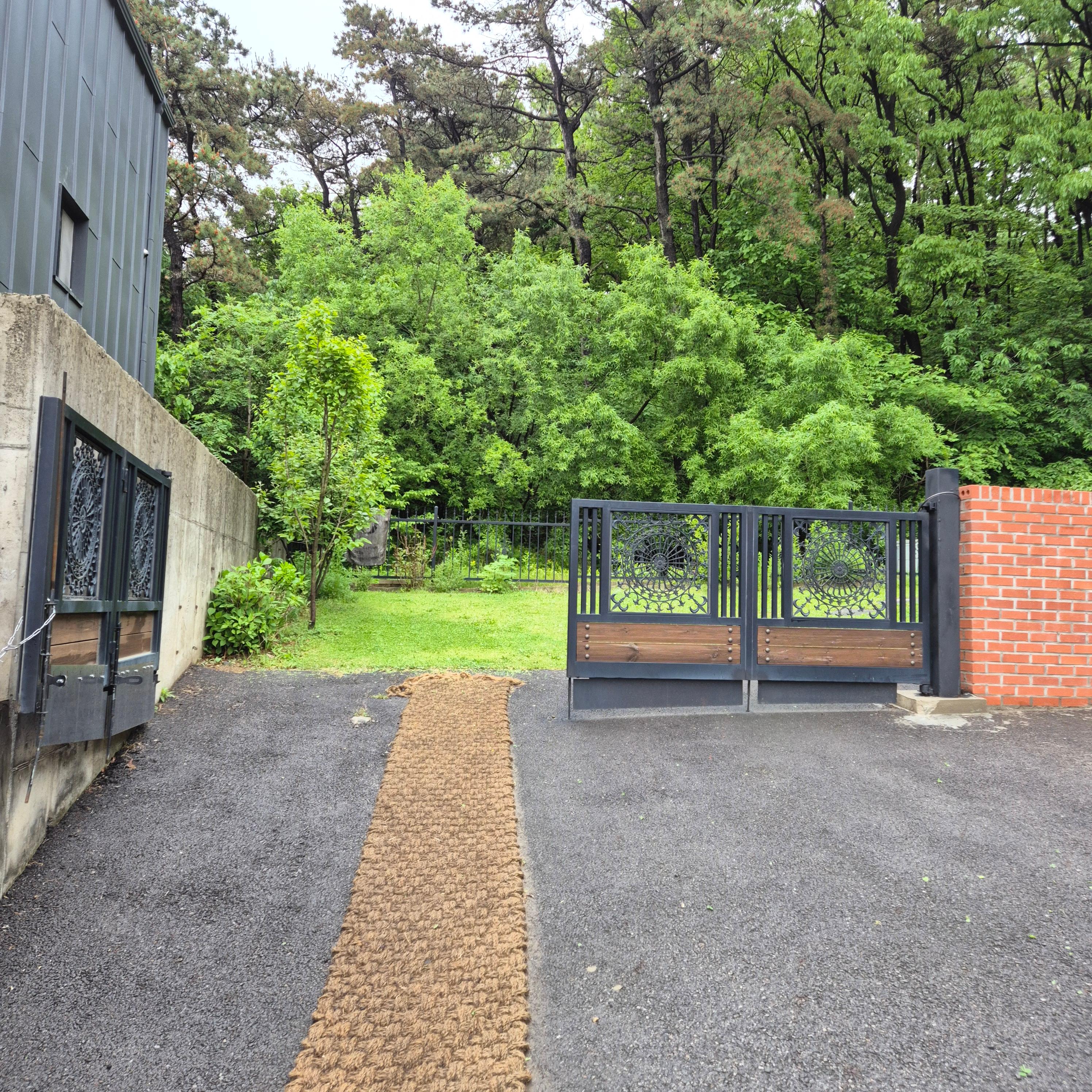 카페일층, 김포 석모리카페, 디저트맛집, 카페일층,김포카페,석모리카페,김포디저트카페,초콜릿퐁당맛집,돼지감자아이스크림,김포감성카페,숲뷰카페,카페일층후기,김포데이트코스,김포숨은맛집