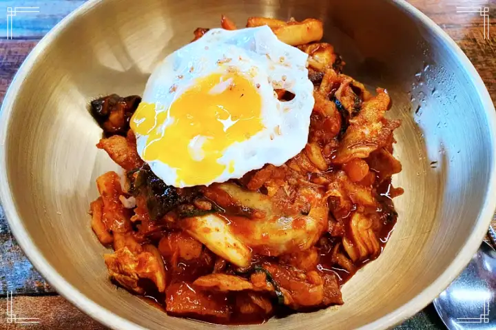 이만기 동네한바퀴 중화비빔밥 40년 노포 짬뽕 매콤 중화 비빔밥 대구 중구 남산동 맛집 소개