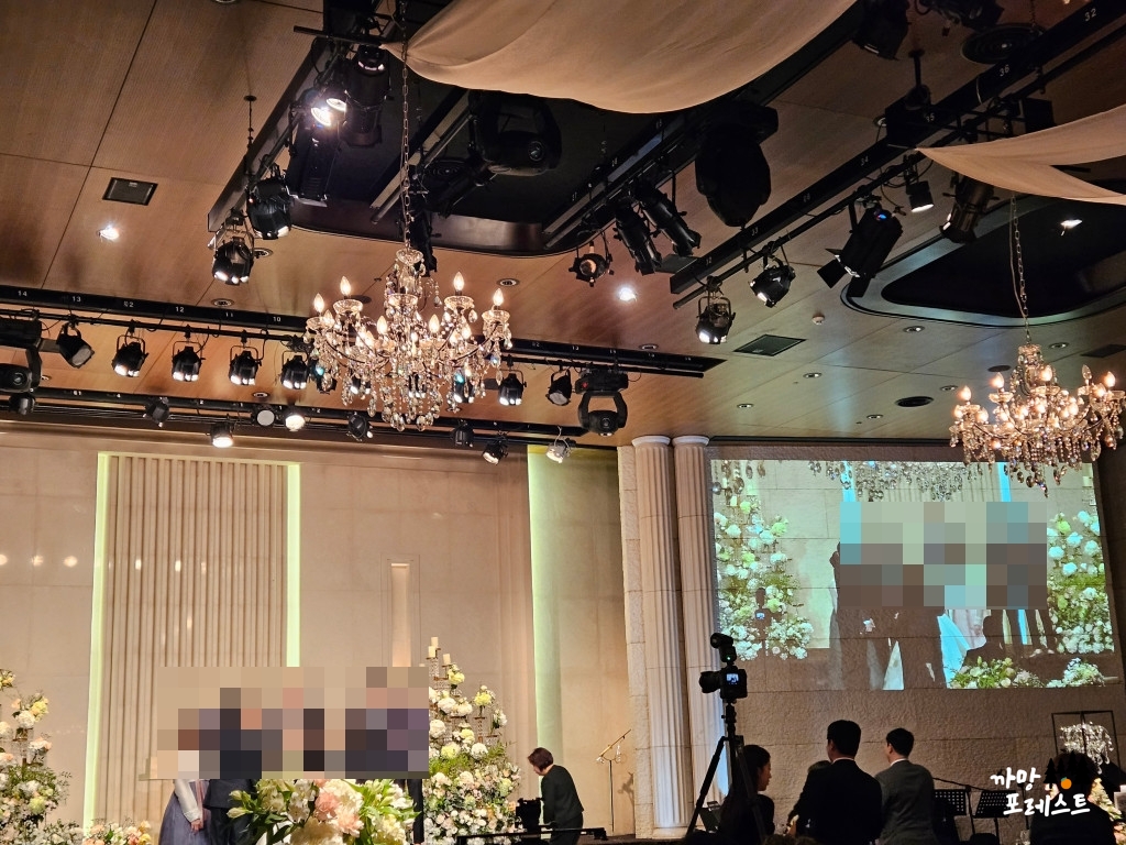 양재 엘타워 결혼식장 하객