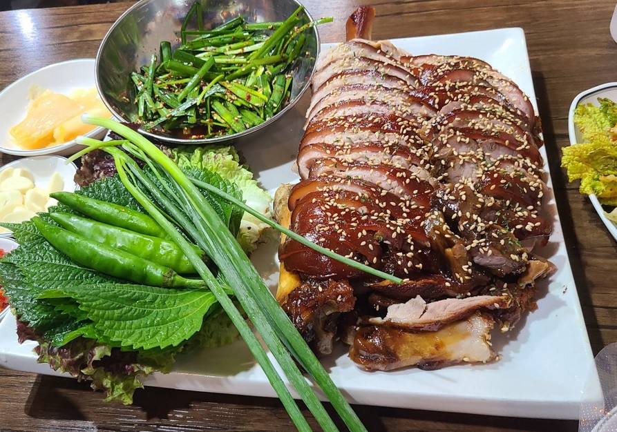 등촌동 족발 맛집, 대흥왕족발에서 느낀 따뜻한 한끼의 위로