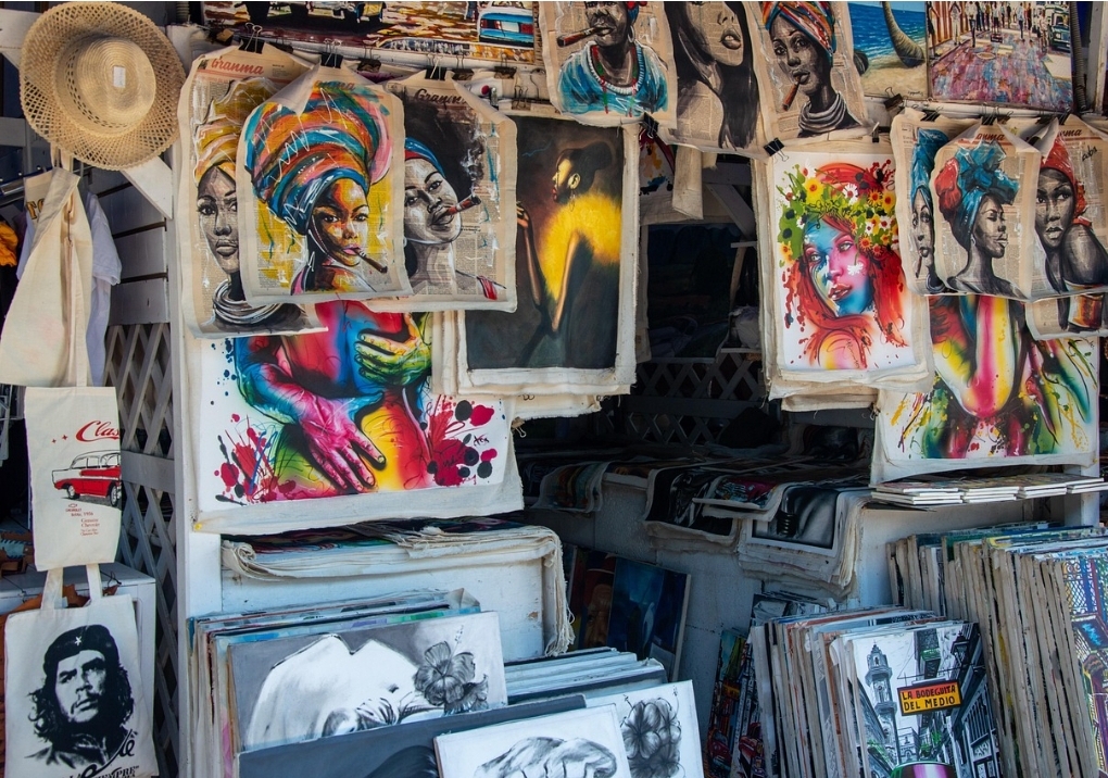 picking-up-some-souvenirs