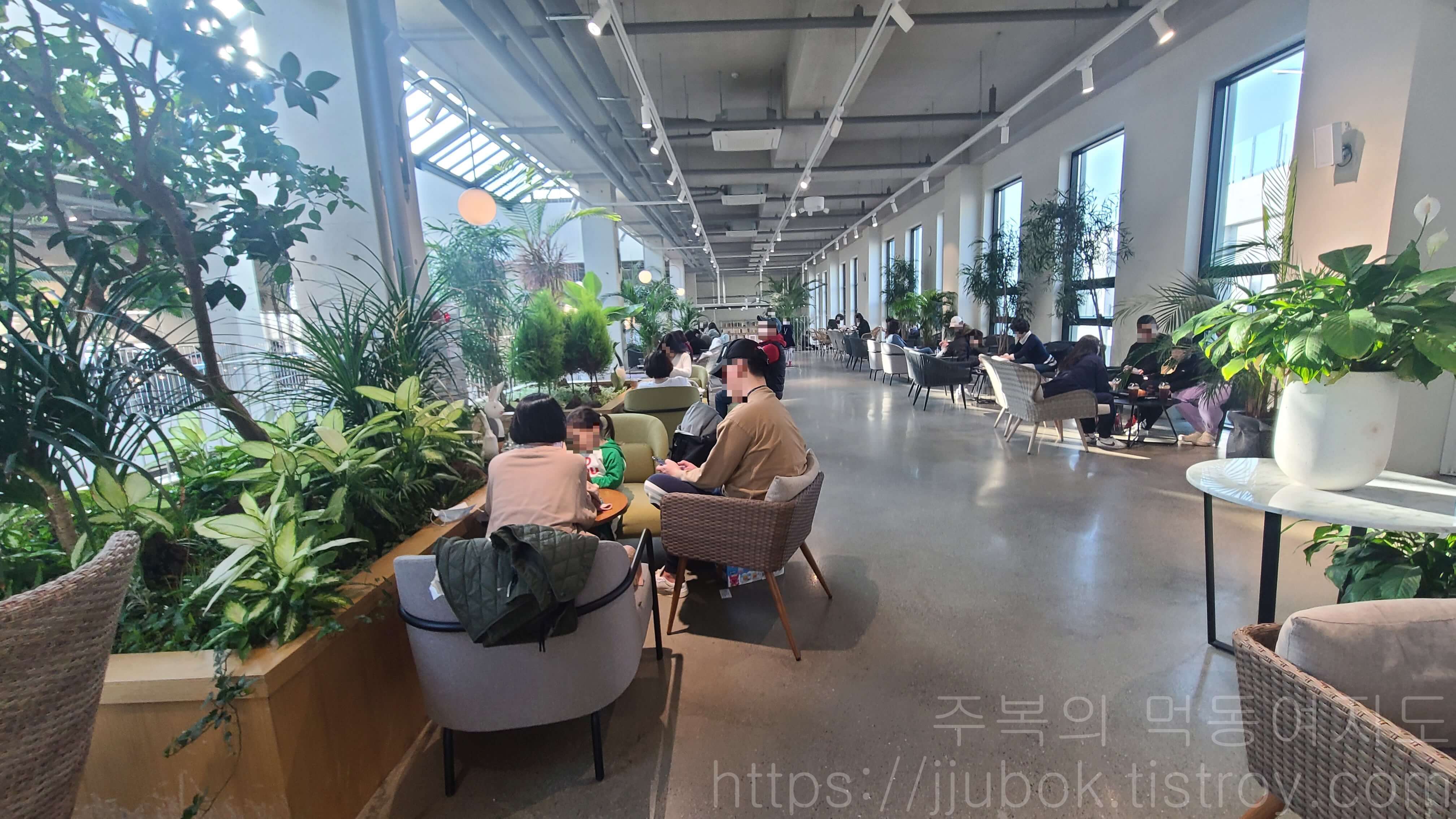 앤드-테라스-AND-TERRACE-파주점-3층-2