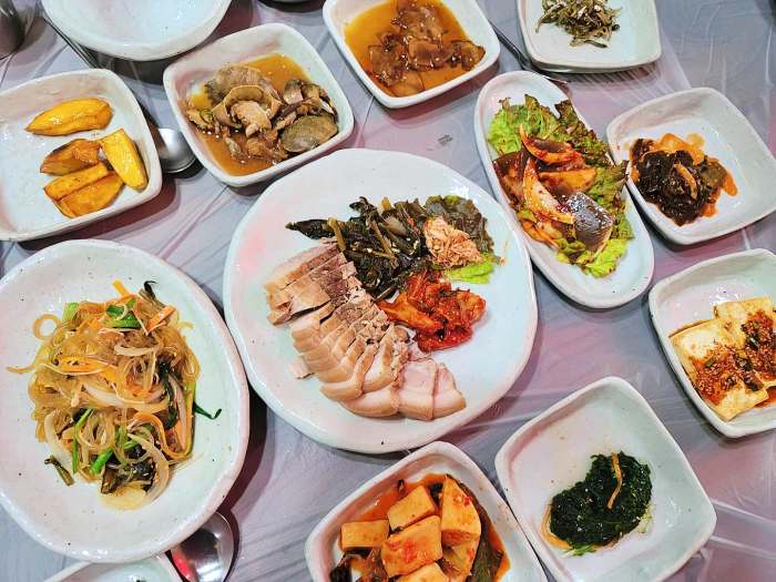 허영만의 백반기행 당진 솔뫼성지 꺼먹지 정식 맛집
