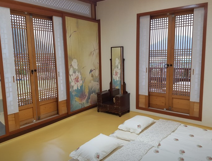 달빛한옥마을 달빛미소