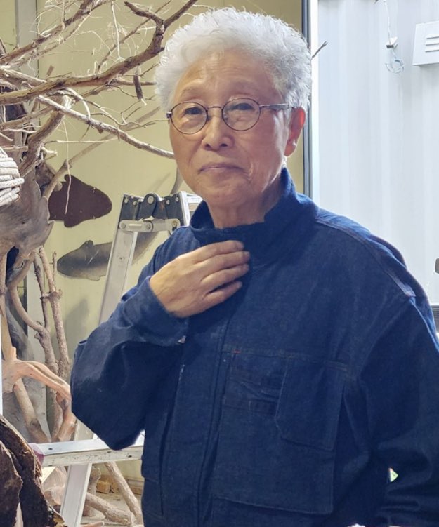 김윤신 개인전 더하고 나누며 하나