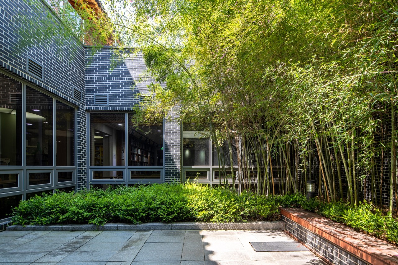  청운 문학도서관