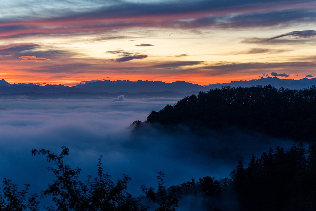 취리히의 매력, 알슈타트, 예술과 문화의 도시, 자연과 호수