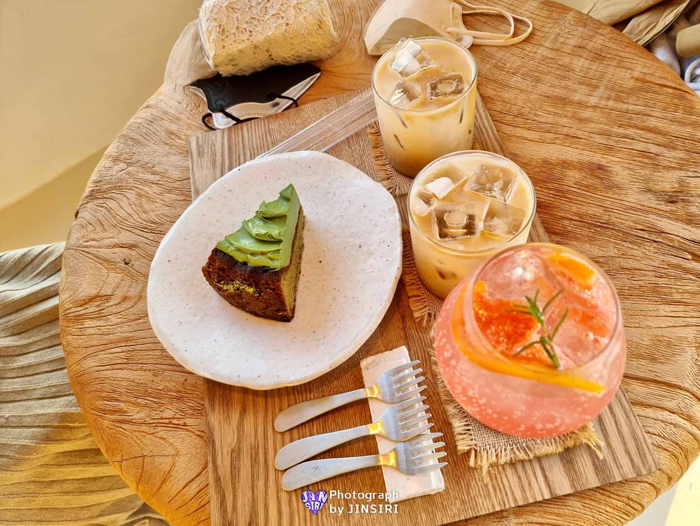 ์์ฃผ ์ฌํ ํ๊ตฌ๋ ์นดํ ์ถ์ฒ ๋ฐ๋ ค๊ฒฌ๋๋ฐ