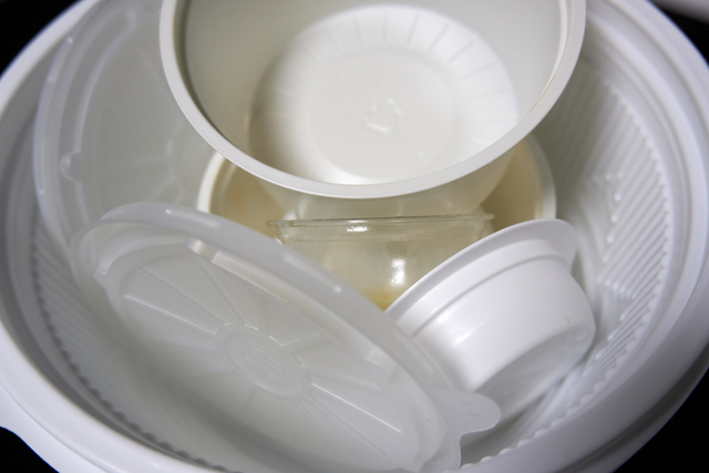 플라스틱 용기 모음