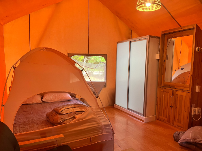 캠핑장 내부 모습