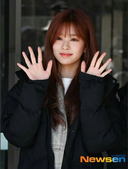 아이즈원 김민주 최애사진