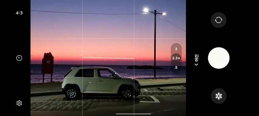 야간 촬영 모드로 봉길대왕암해변 풍경을 담던 모습입니다.