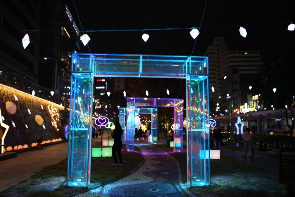 2023 겨울 불빛 축제 _ 청계천의 빛, 관악별빛산책, 석촌호수의 루미나리에