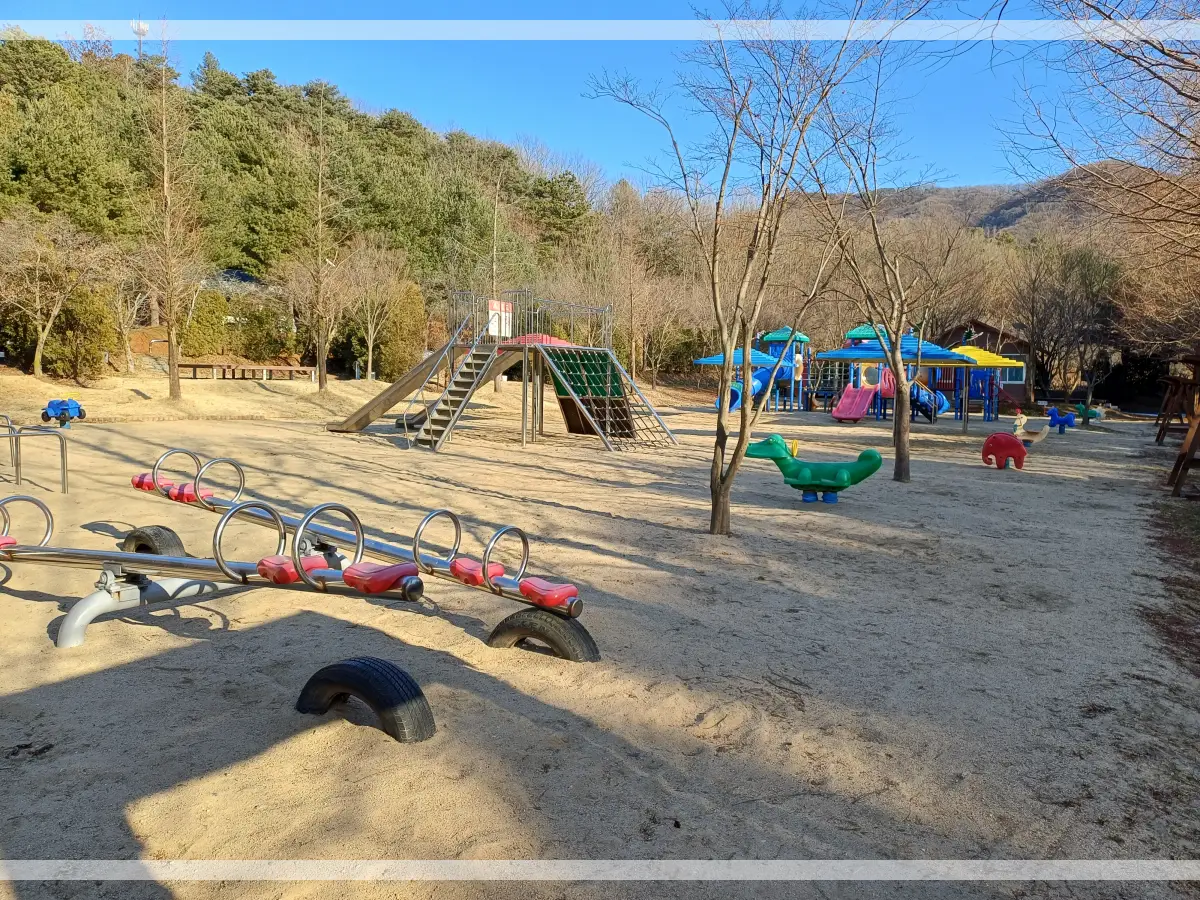 금강자연휴양림-놀이터