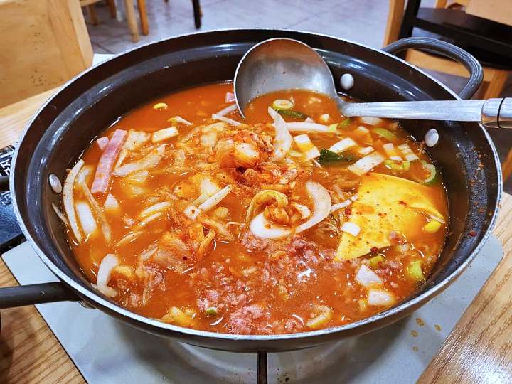 생방송오늘저녁 화성 융건릉 월 매출 1억 원 대박 난 1+1 가성비 혜자 메뉴 참숯 석쇠불고기 자가도정 쌀밥 숯불고기 불백 김치찌개 백반 맛집 추천