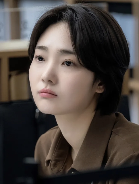 이주연(최호연 역)