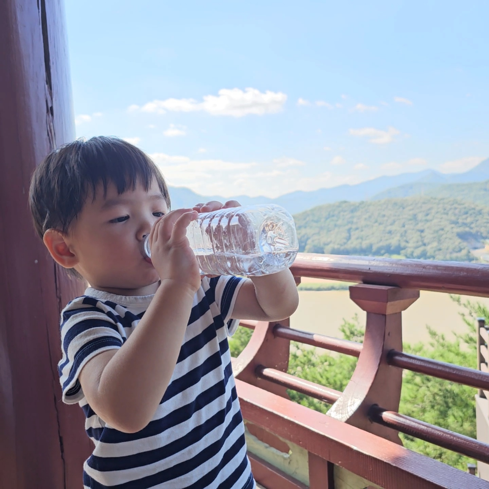 아이 쉬는 모습1