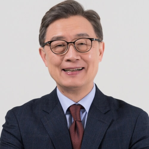 최재형 앞모습