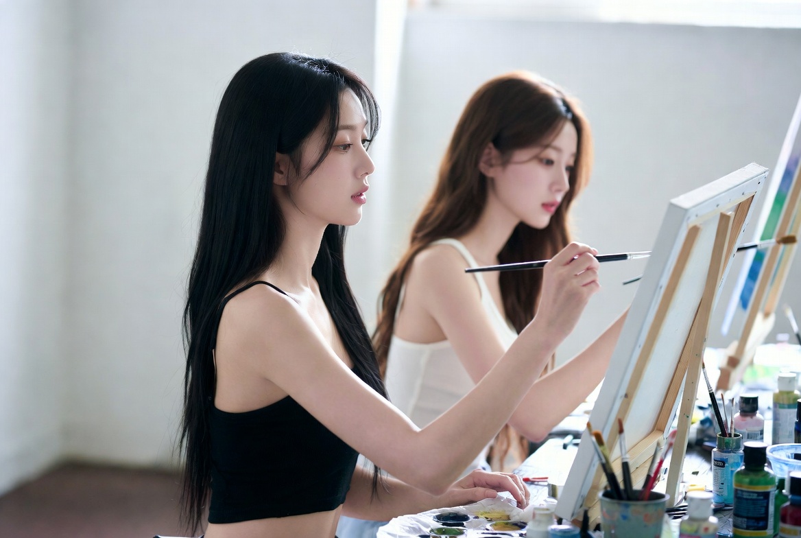 그림 그리는 여자들