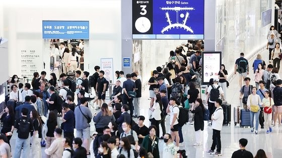 추석 연휴 역대 최다 여객 전망, 혼자 떠나는 여행이 대세! 관련 사진