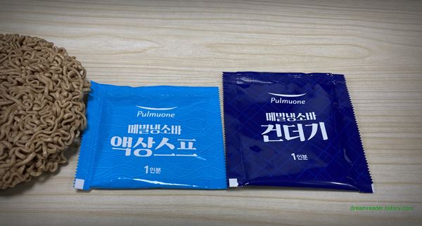 풀무원 자연건면 메밀소바 냉면 라면 (2022년 7월) 스프