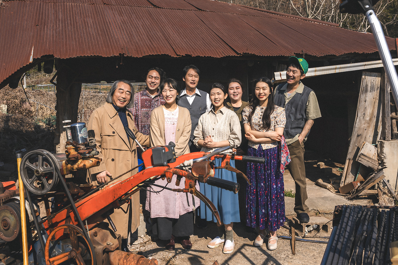 2026 연극 바냐 삼촌 줄거리 출연진 예매 방법 관전 포인트 총정리: 이서진 '바냐 삼촌' vs 심은경 '반야 아재', 같은 원작 다른 해석!