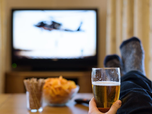 혼술 문화와 정신 건강 이미지