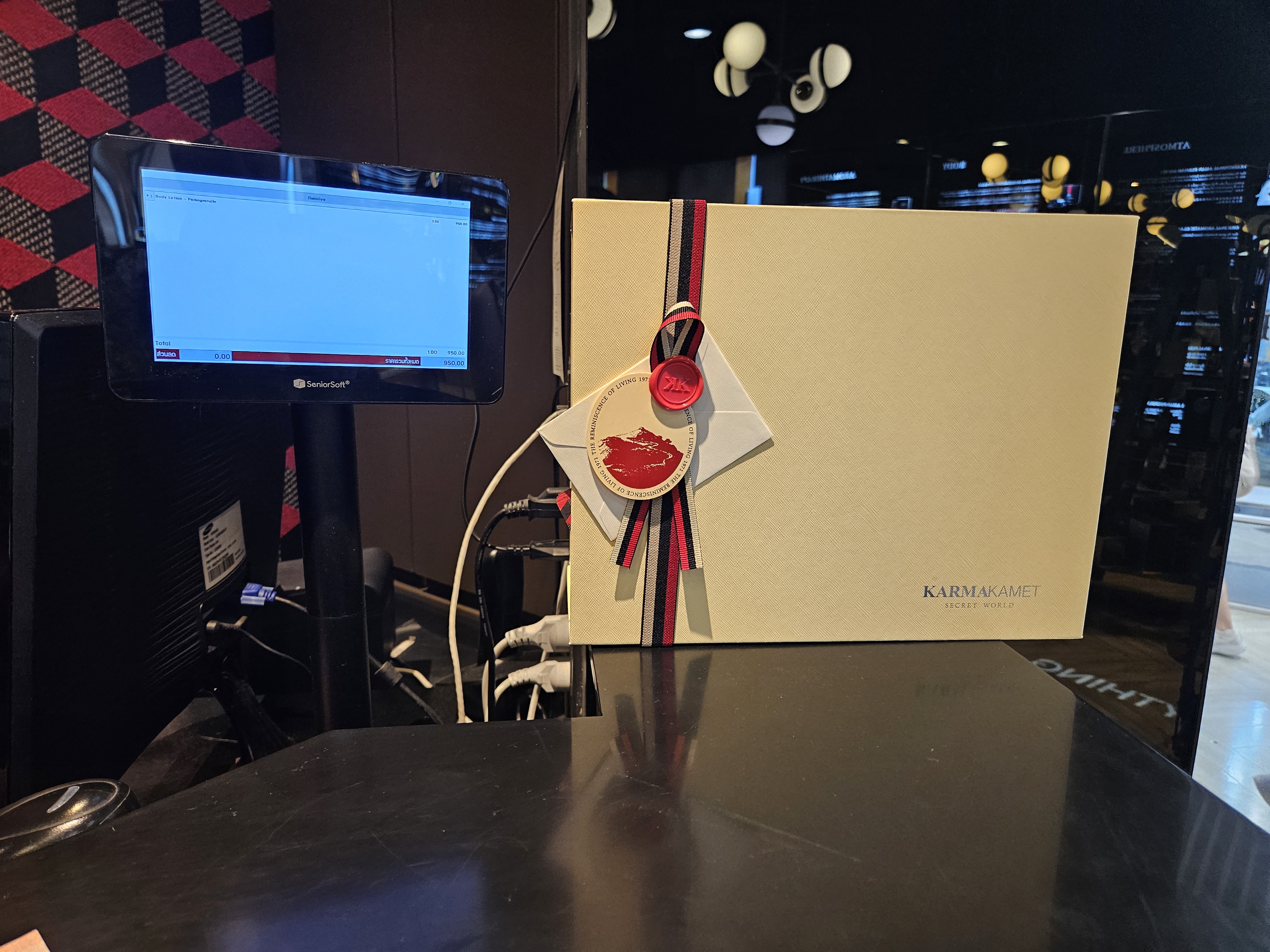 ๋งค์ฅ ์ฌ์ง