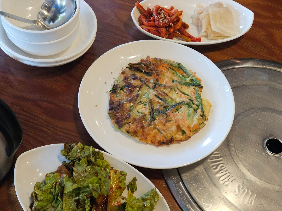 통영 돌문어 보쌈 밑반찬