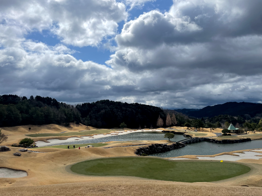 가사기 골프 클럽 연못