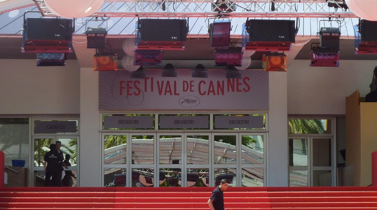 칸영화제 현장 준비 사진