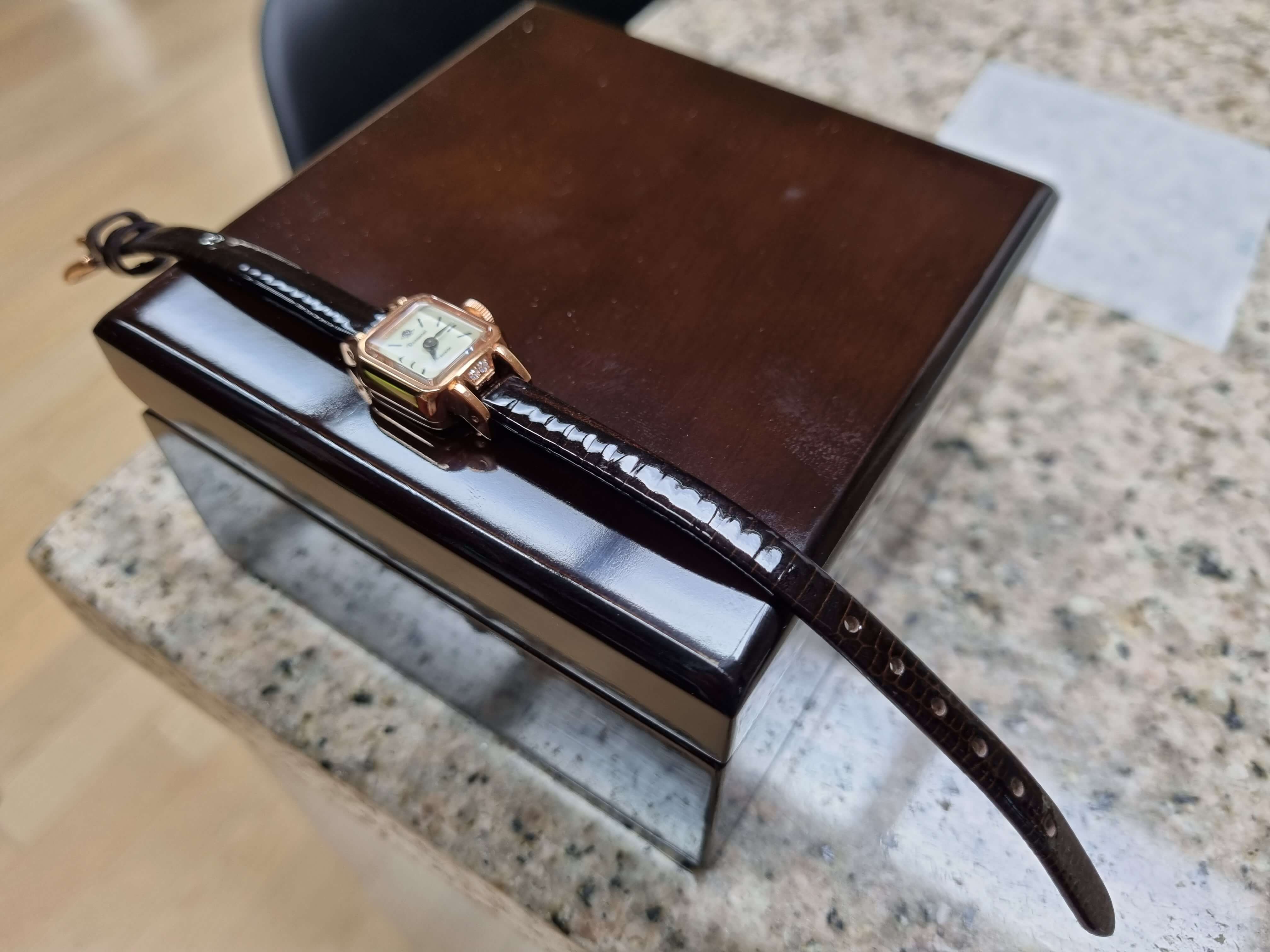 로즈몽-나무상자